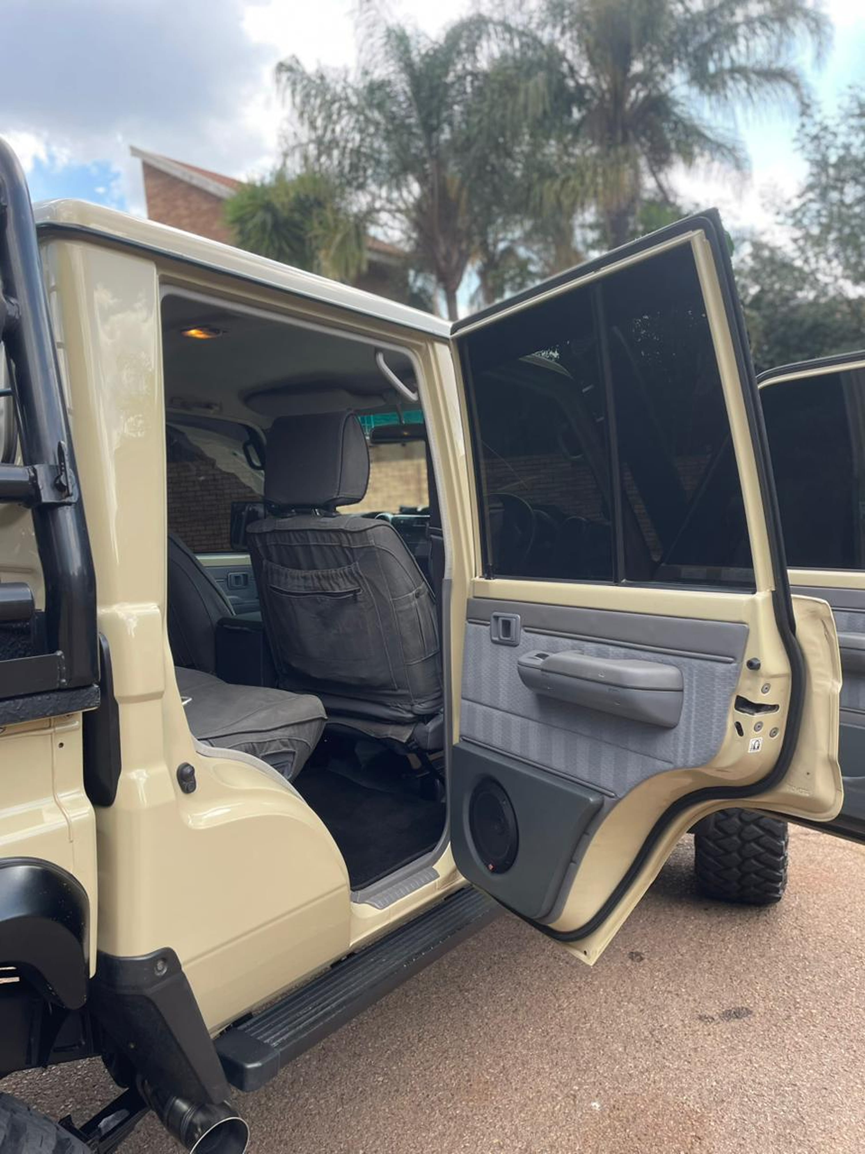 Deluxe Wash — Toyota Land Cruiser LX V8 Gauteng