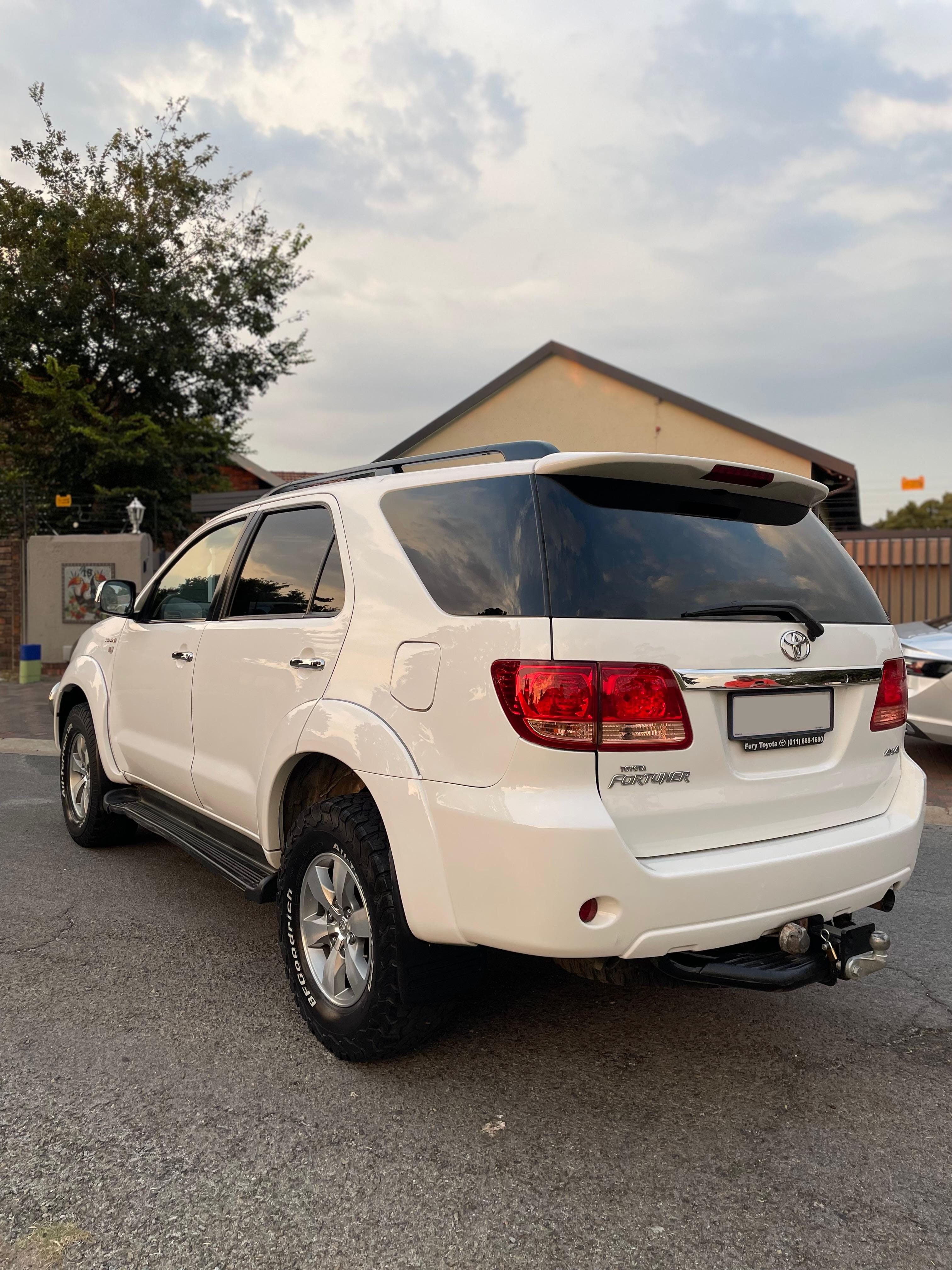 Hand Polish — Toyota Fortuner 4x4 Gauteng