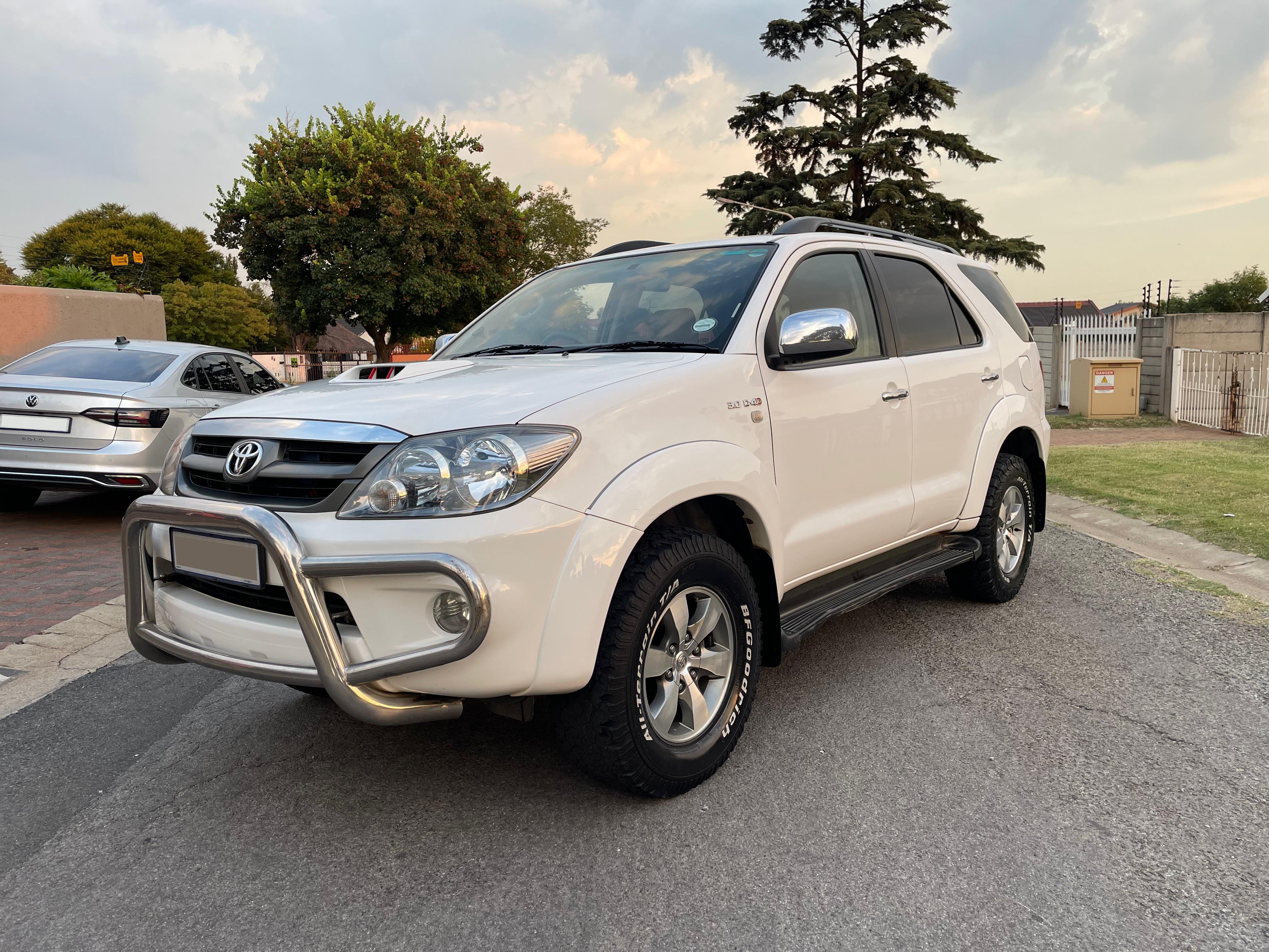 Hand Polish — Toyota Fortuner 4x4 Gauteng